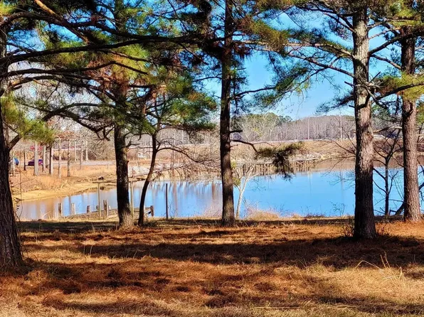 7 County Road 1010, Centre, AL 35960