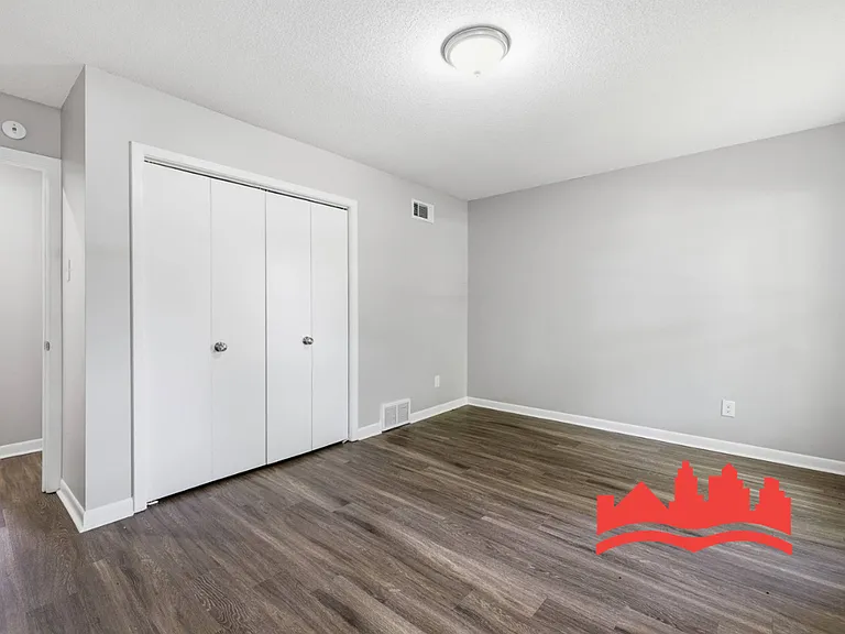 3281 Foxgate Dr — Photo 24