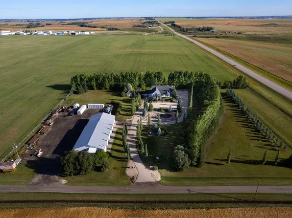 31542 S High Way #2A, Mountain View County, AB T0M 0W0