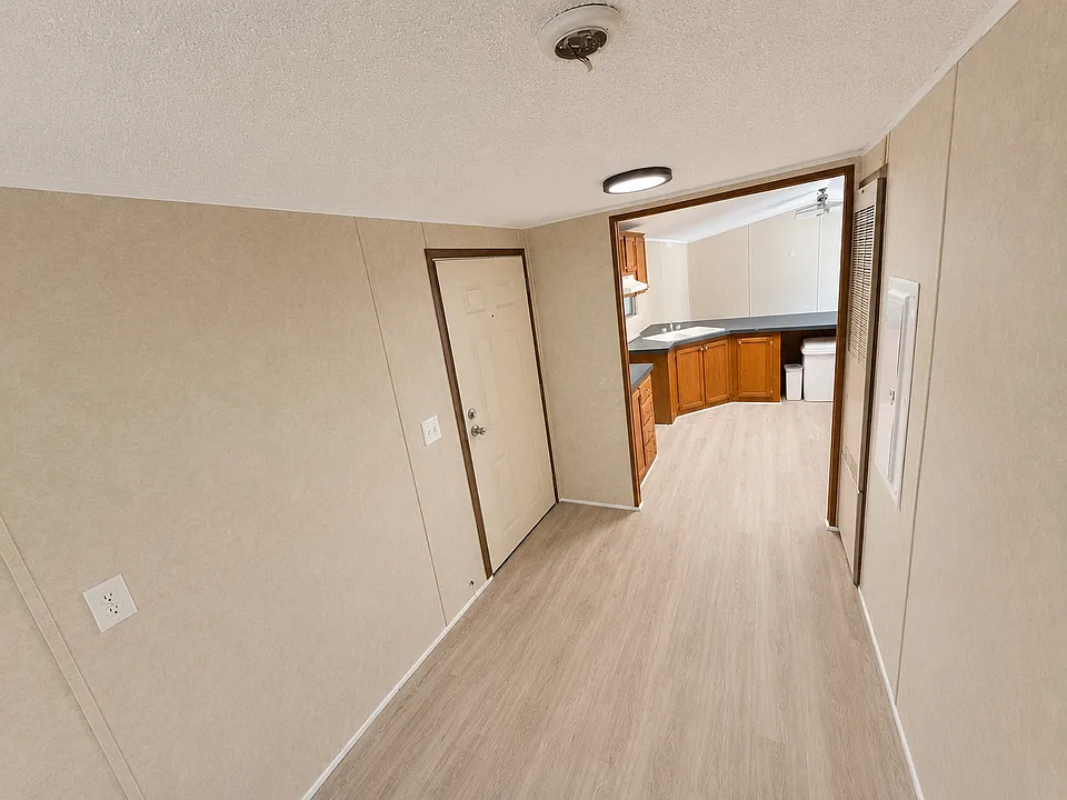 107 Edgefield Mnr