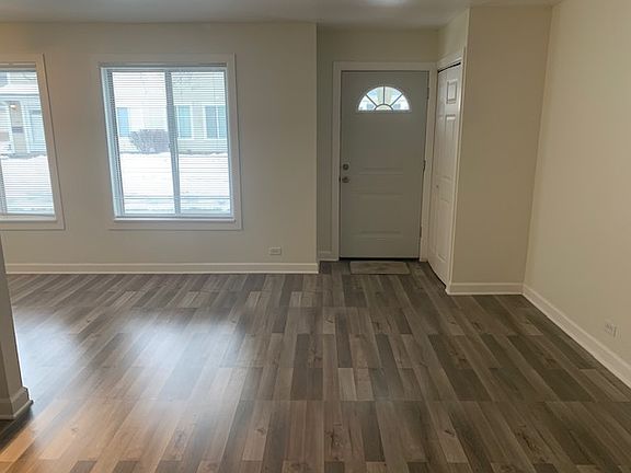 5th image of 1115 Cove Dr #208-C