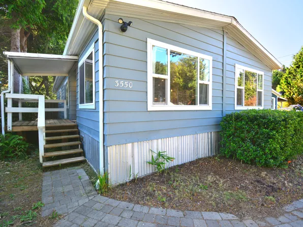 3550 Sea Mist Ave, Depoe Bay, OR 97341