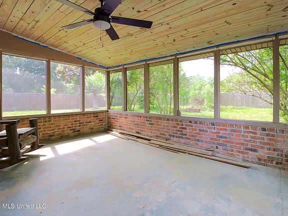 3rd image of 13692 Three Rivers Rd