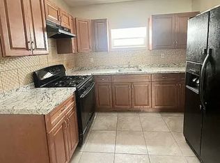 57 S 7th St FLOOR 1, Newark, NJ 07107