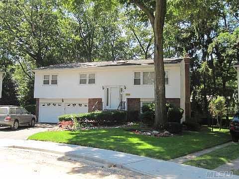1st image of 730 Maxwell Dr