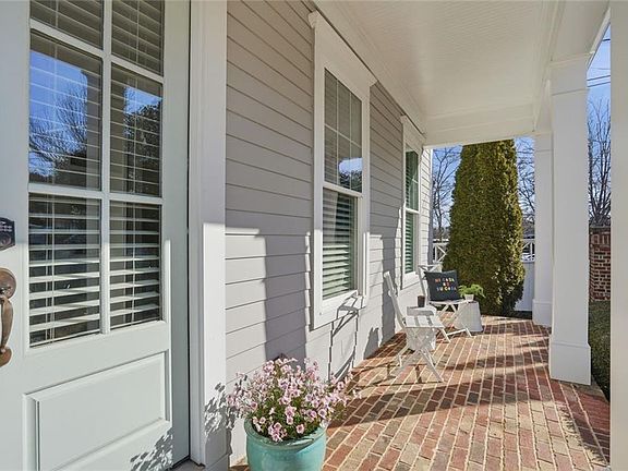 2nd image of 1010 Crossvine Rd