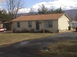 5916 Broad St, Mount Jackson, VA 22842