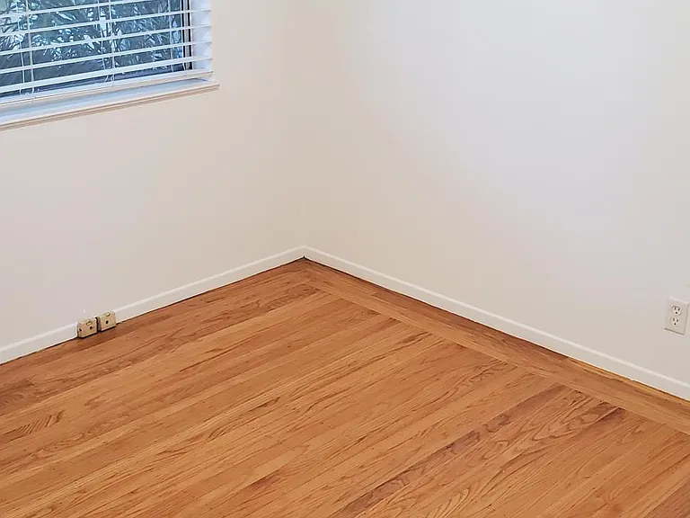 2918 Deakin St #5 — Photo 12