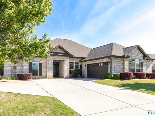 124 Harbor Glen Dr SW, Madison, AL 35756