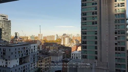25 Richmond St E #705 Photo 1