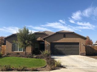 7515 Carson River Rd, Bakersfield, CA 93311