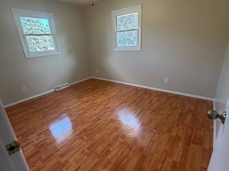 4427 Box Elder Ln — Photo 6