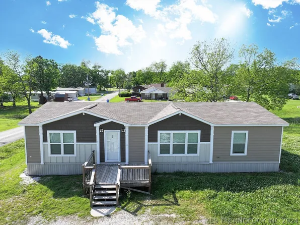 107 S Winn St, Gore, OK 74435