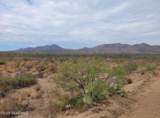 Lots 40&41 W Traveler Way, Congress, AZ 85332