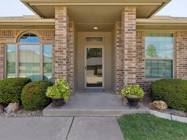 16013 Sonoma Dr, Edmond, OK 73013