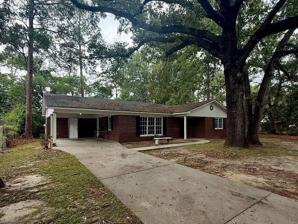 110 Dodd Cir