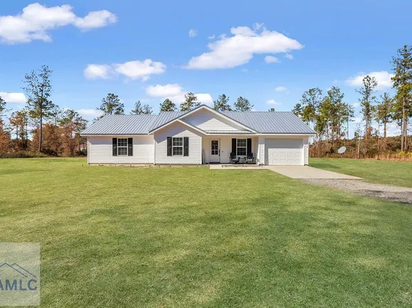 204 Best Loop, Hortense, GA 31543