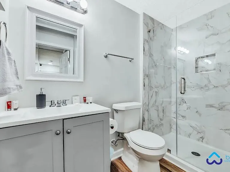 8802 Long Beach Cir — Photo 5