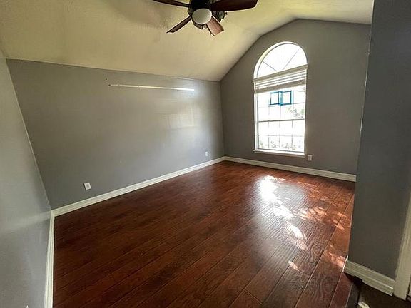 2nd image of 1030 N Teal Estates Cir