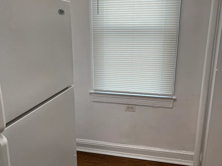 425 D St SE #405 — Photo 11