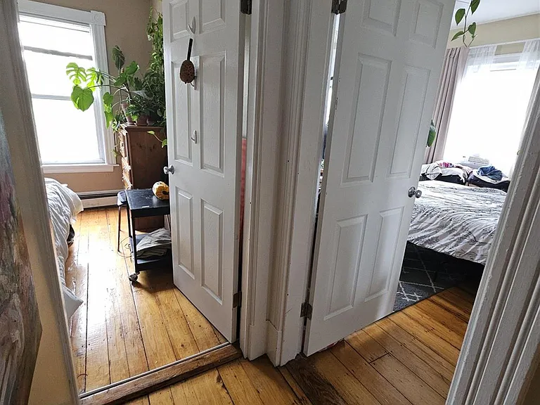 Linden Ave — Photo 14