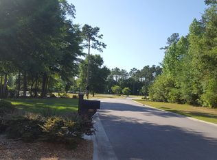 727 Woody Point Dr, Murrells Inlet, SC 29576