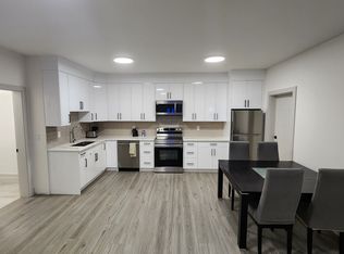 719 Rochester Ave, Coquitlam, BC V3K 2V9