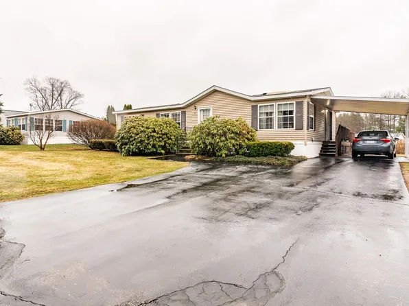 17 Constitution Way, Dover, NH 03820