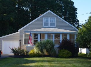 138 Putnam Rd, Schenectady, NY 12306