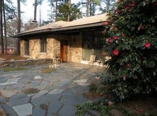 1016 Canterbury Rd, Raleigh, NC 27607