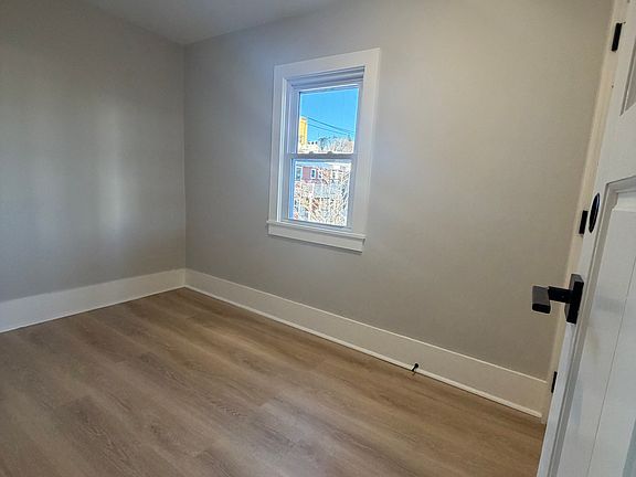 2nd image of 972-974 Saratoga St #3