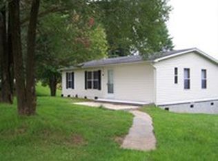 1366 Peaks Mountain Rd, Galax, VA 24333