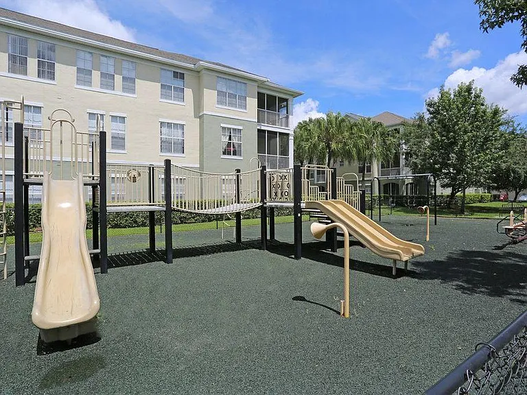 9415 Crescent Loop Cir #206 — Photo 2