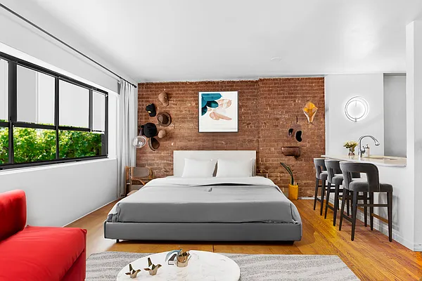 Rented by Highline Residential | media 14