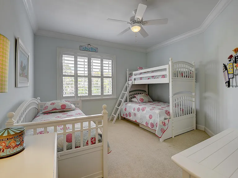 1120 Ocean Ter — Photo 21