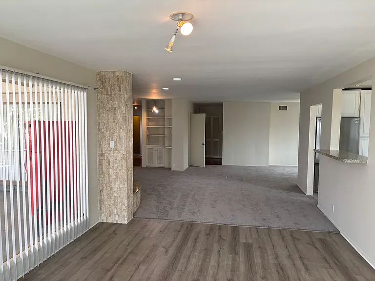 915 Ocean Ave #302 — Photo 24