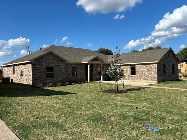 1501 W 6th St, Mc Gregor, TX 76657
