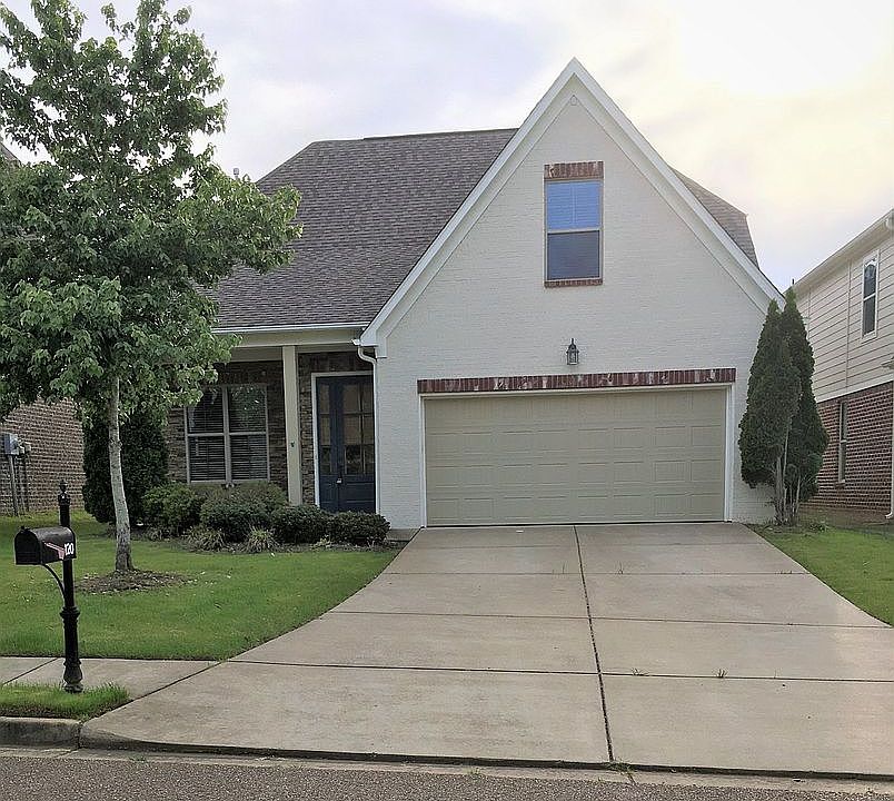 1st image of 120 Westbury Cir
