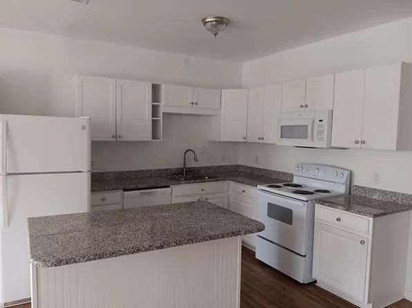 115 W Market St #A, Hertford, NC 27944