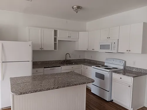 115 W Market St #A Photo 1