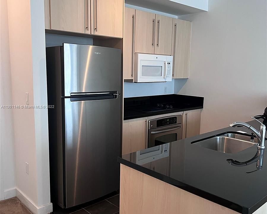 1st image of 1111 SW 1st Ave #1924