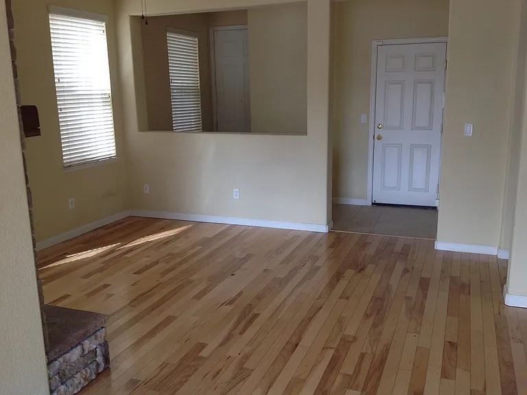 3843 Artadi Dr — Photo 7