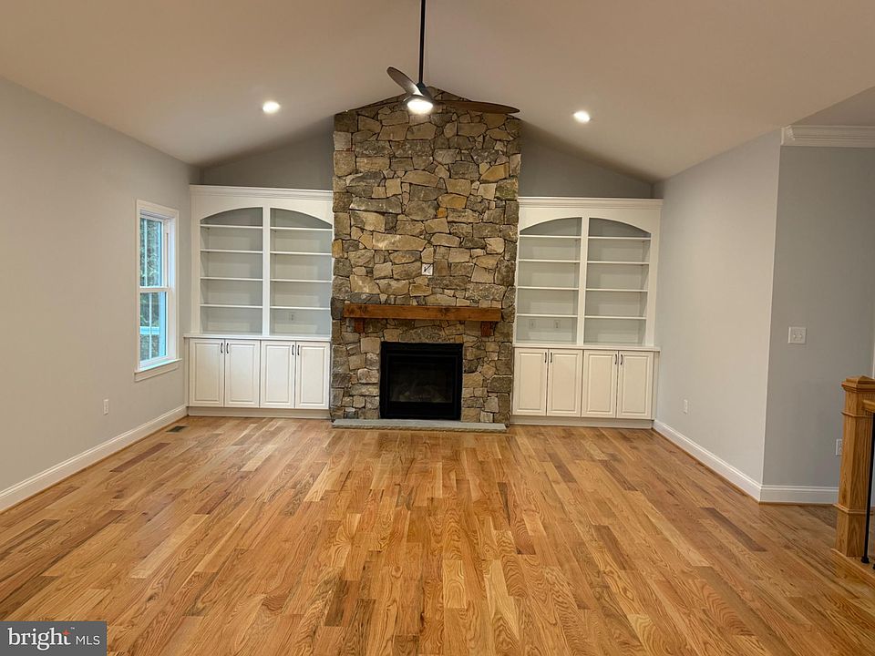 2nd image of 219 Taggart Dr