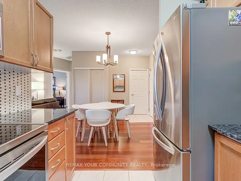 15450 Yonge St #414 — Photo 9
