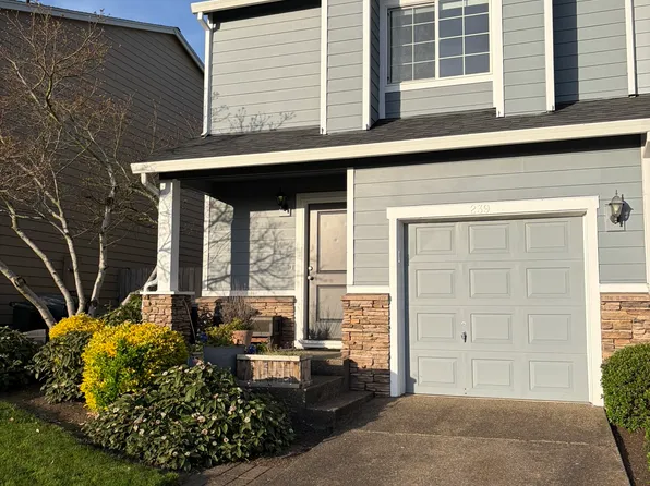 239 N Cedar St, Canby, OR 97013