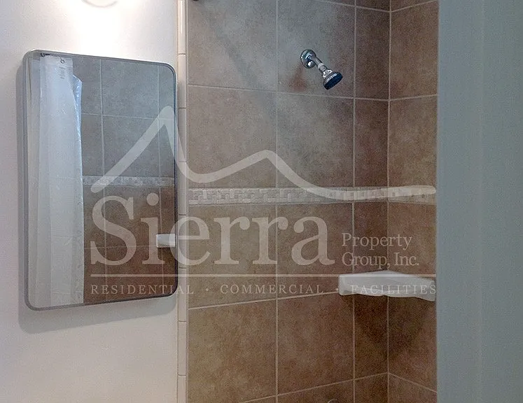 29 Broadmoor Plz #8 — Photo 2