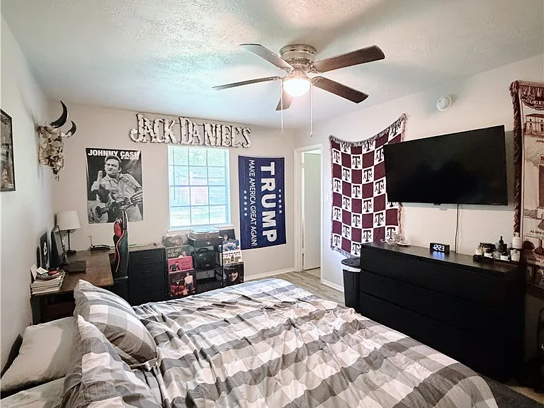 1118 S Dexter Dr — Photo 8