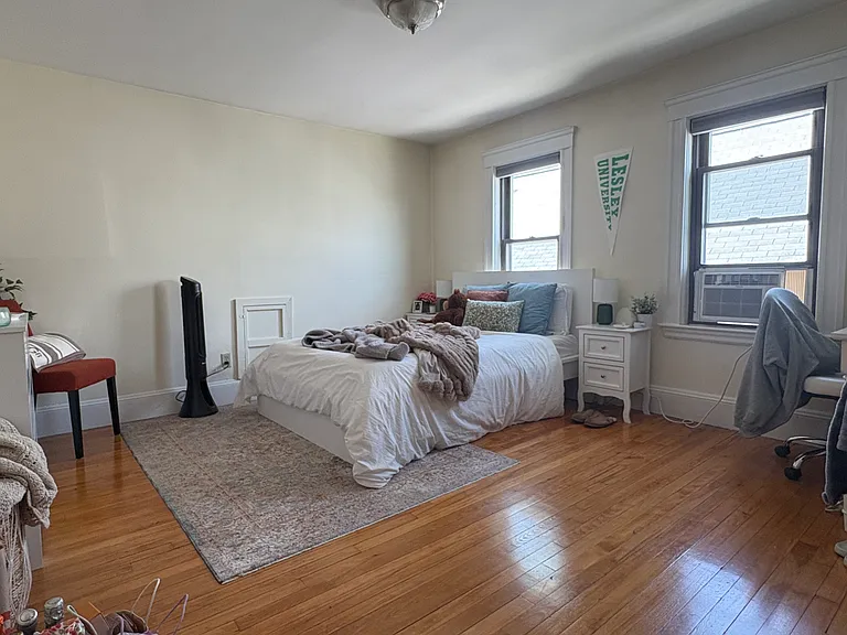 35 Stoughton St #2 — Photo 5