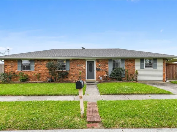 2913 Campagna Dr, Chalmette, LA 70043