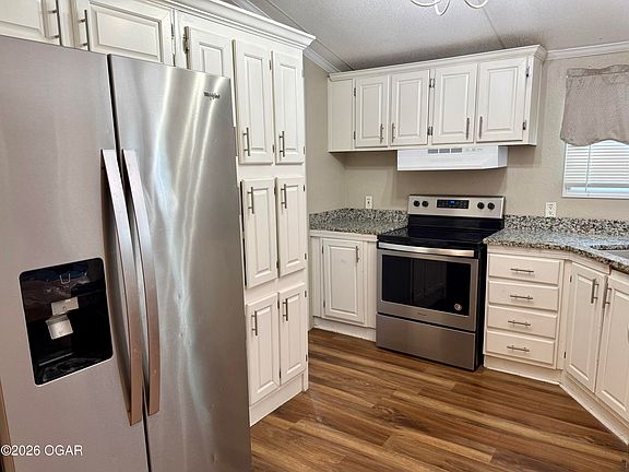 4th image of 10694 Ridgeway Cir